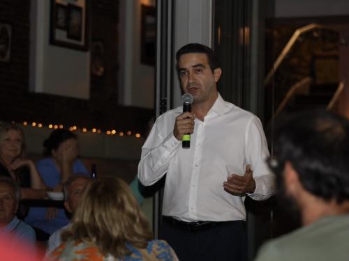 Κατρίνης: Να είμαι η επιλογή των δημοκρατικών πολιτών και όχι των εξωθεσμικών κέντρων